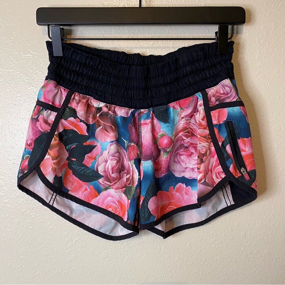 Floral Tracker Shorts